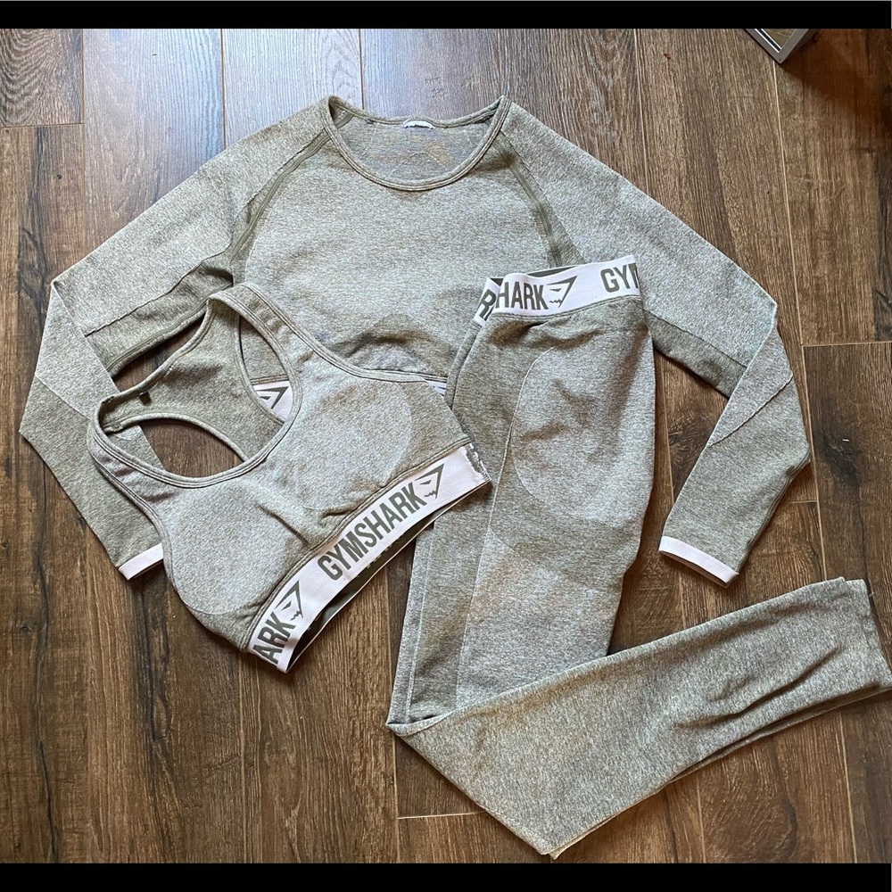 GYMSHARK | Flex Set - Khaki